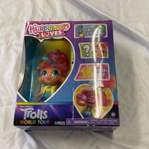 Trolls Hairdorables Loves play doll